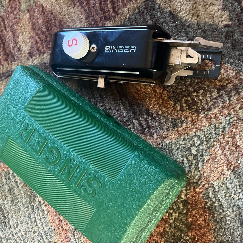 Vintage Singer Button Holer with case